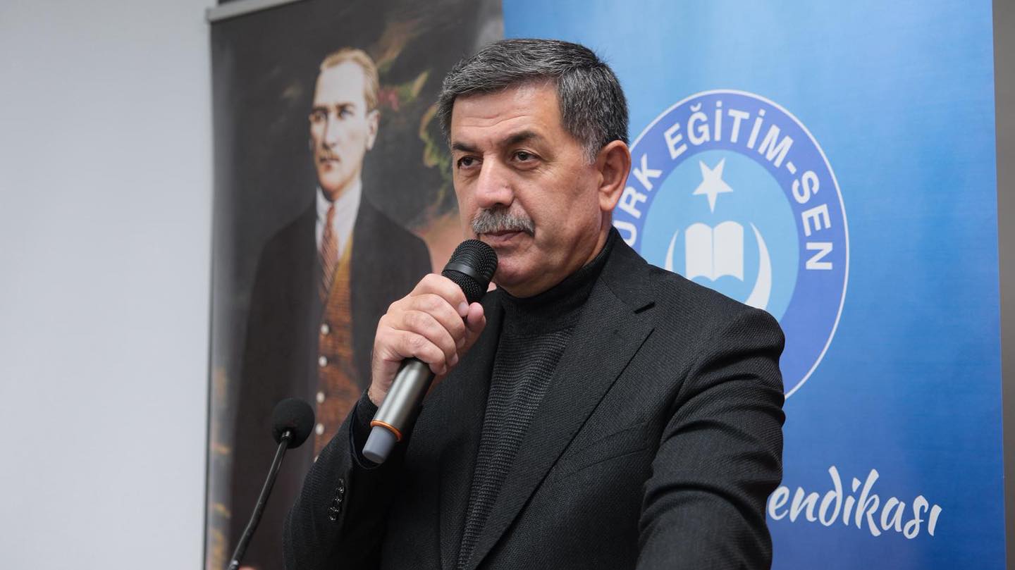 591453348 1357342849765321 8361370299523900211 N