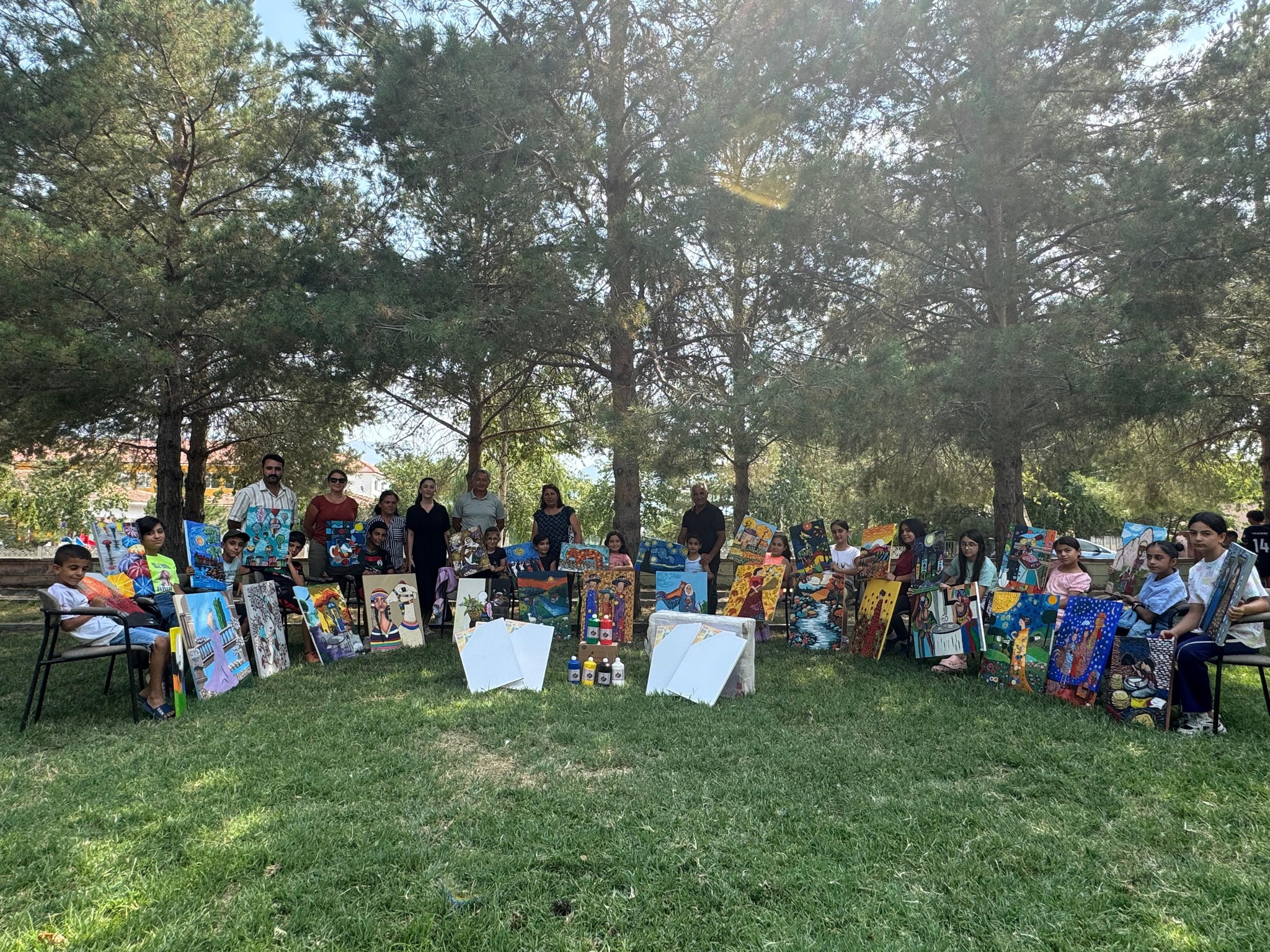 Altınbaşak Beldesi Öğrenciler 1