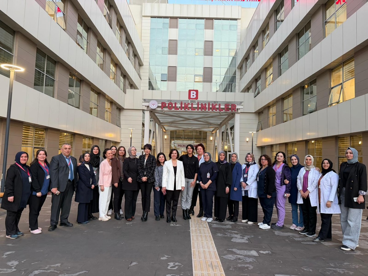 Hastane Anne Dostu 1