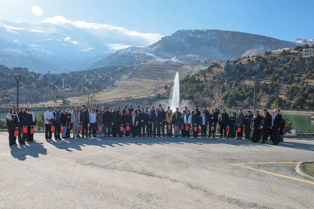 594171503 1160930662823756 6008323861170317384 N