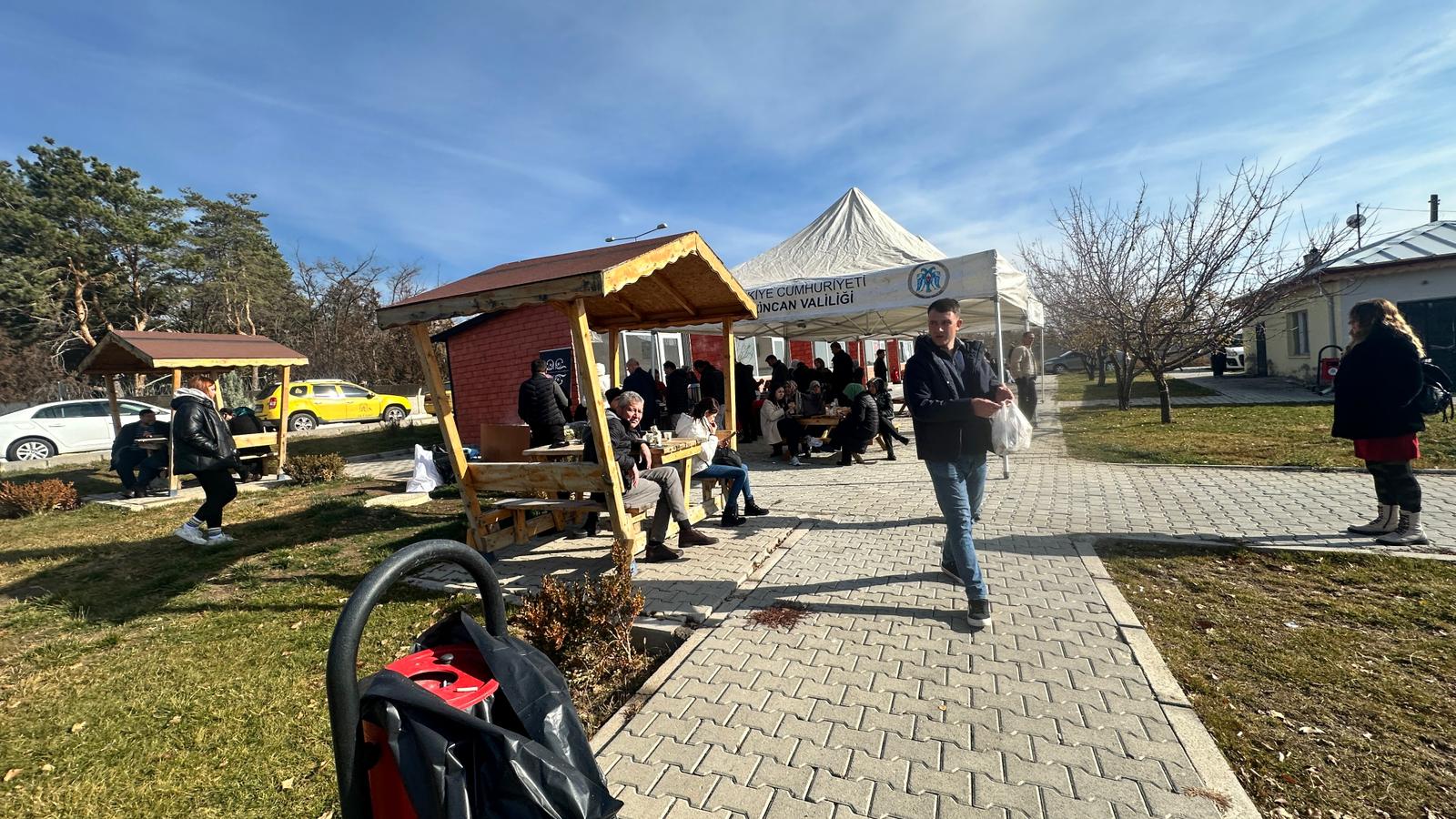 6B834903 58D5 404A 84Dd Ec116835D558