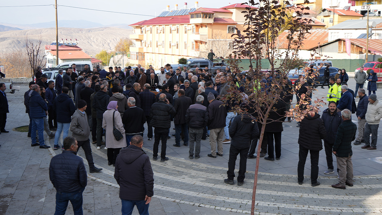 İli̇ç Basin Açıklamad