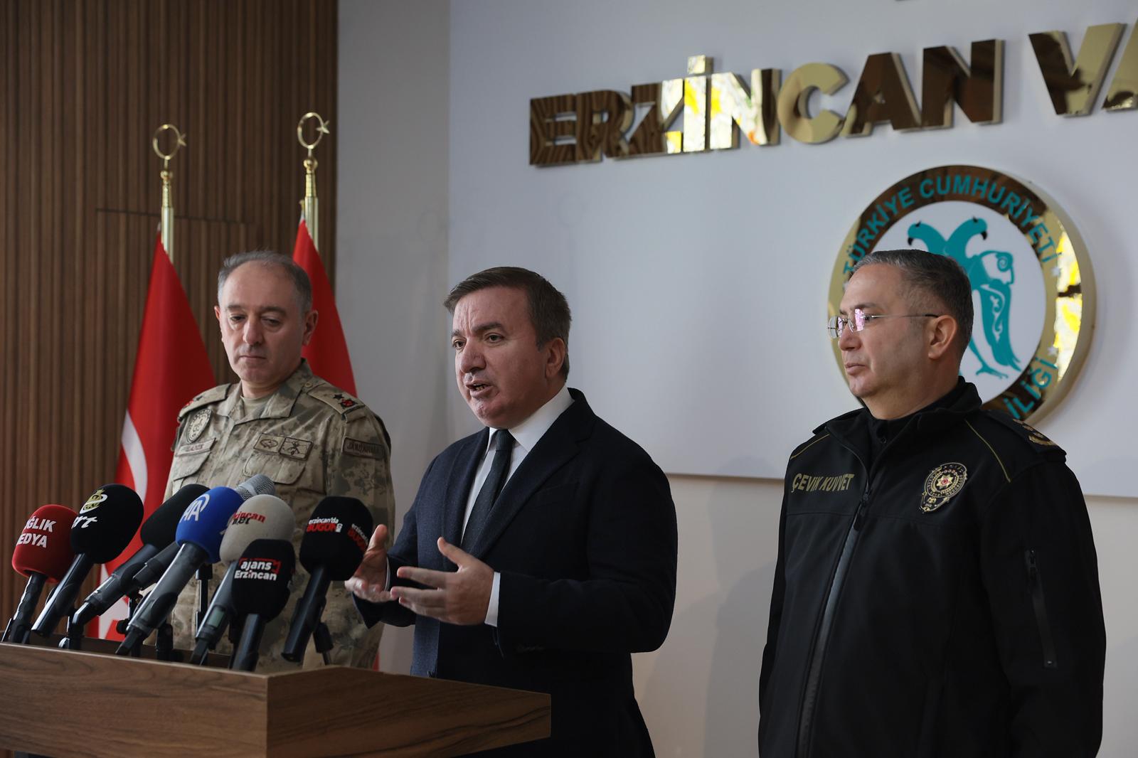 612261176 1183463260570496 8658612423348742219 N