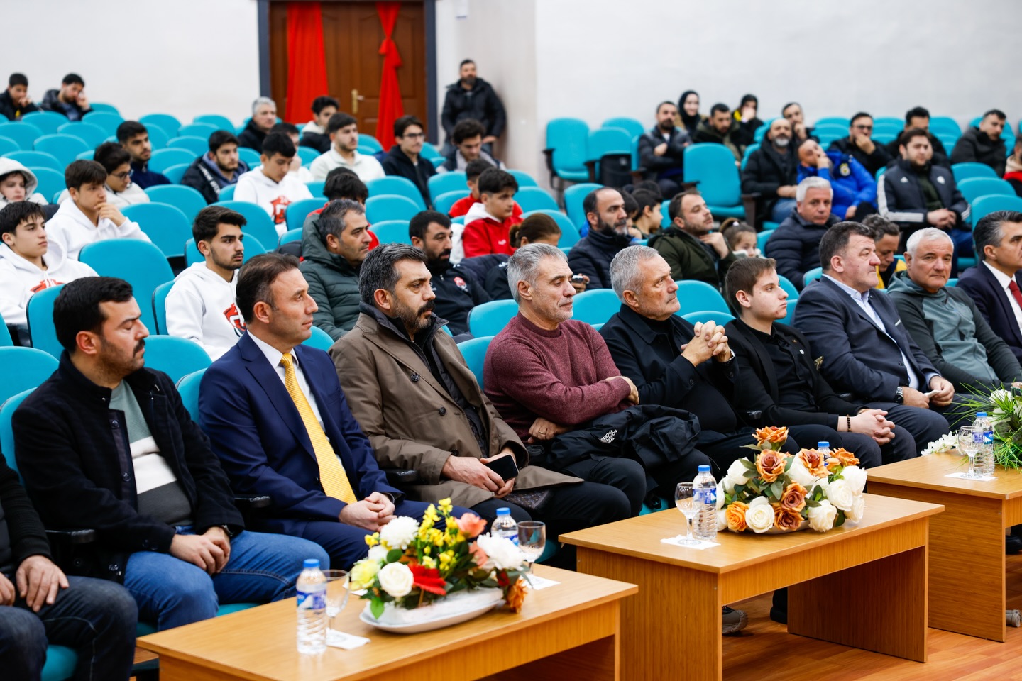 621813002 18110374855654437 8305476707798476711 N