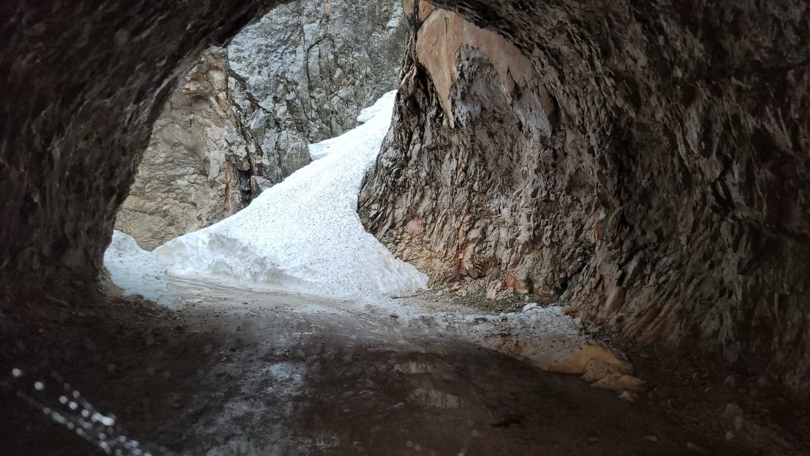 Kemali̇ye Taş Yollar Su Basti (1)