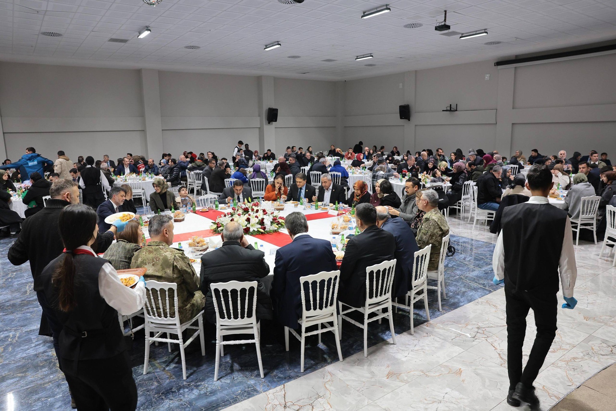 Şehi̇t Ve Gazi̇ Ai̇leleri̇ İftar (5)