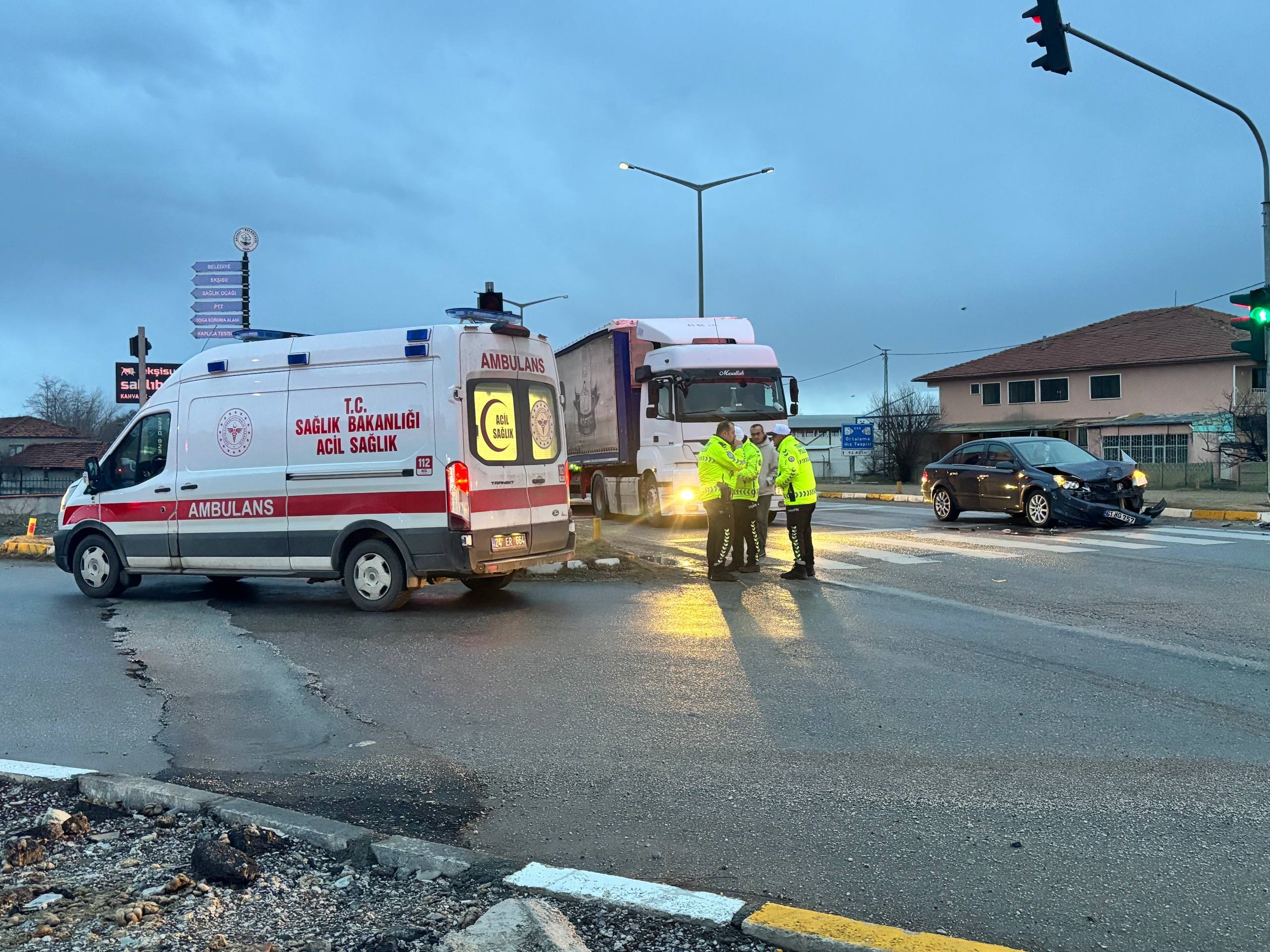 Trafi̇k Kazasi Ekşi̇su (3)