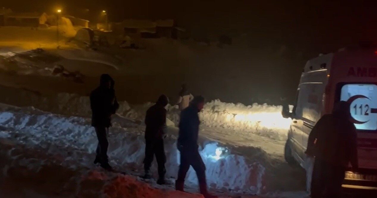 112 Hasta Kurtarma Eki̇pler (2)