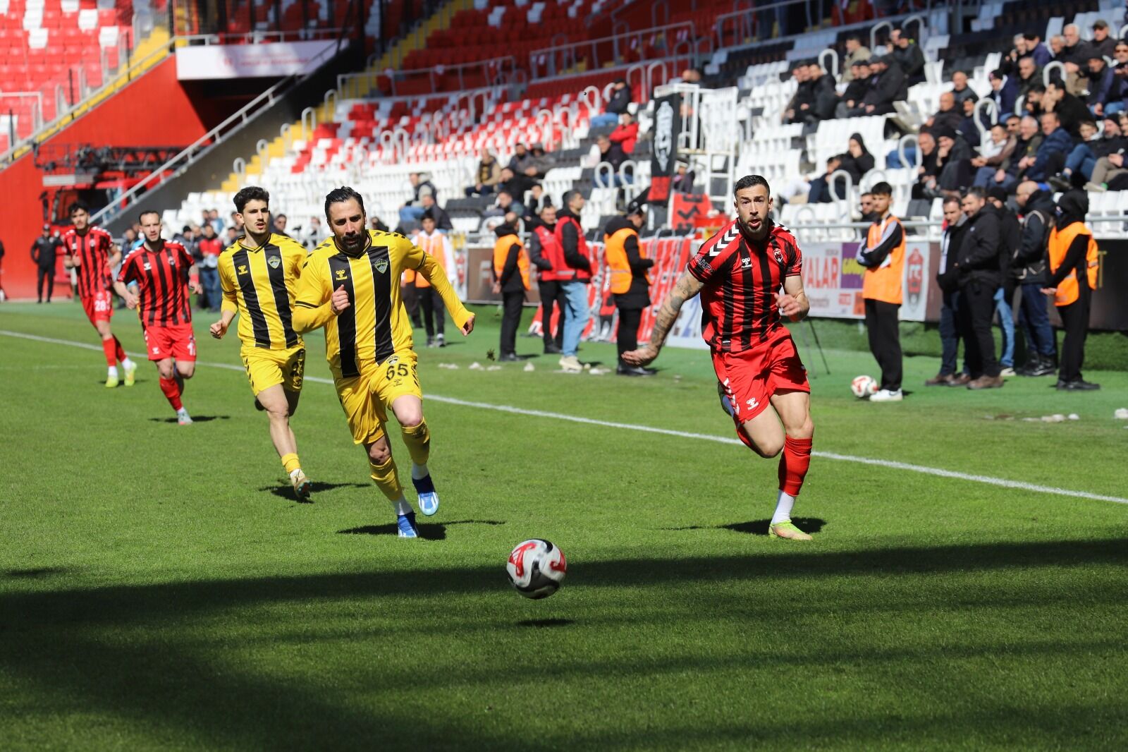 24 Erzi̇ncanspor 11 Mart 2026 Maç (6)