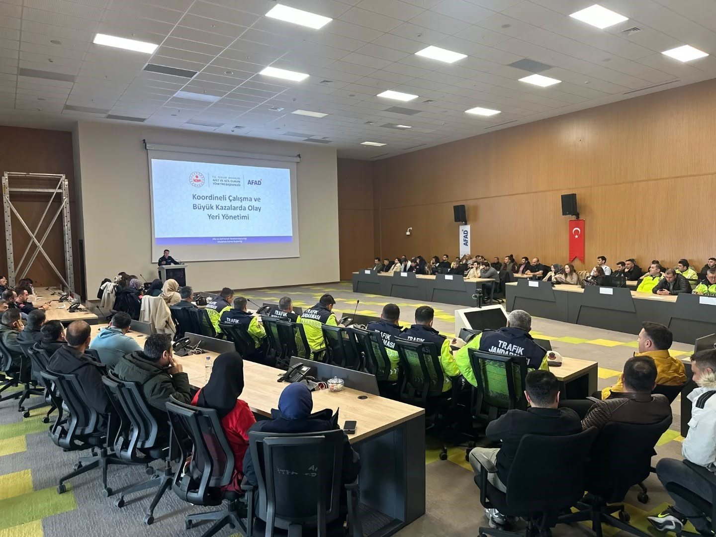 Erzincan'da acil durumlara yönelik eğitim düzenlendi