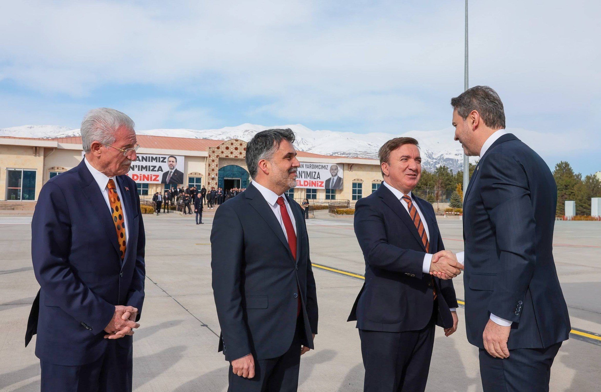 Bakan Bayraktar Erzi̇ncan (1)