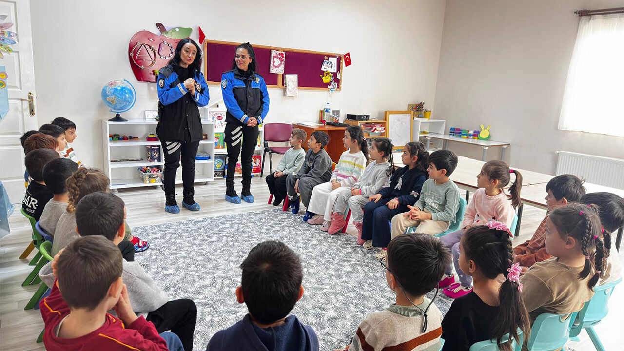 Emni̇yet Çocuk Poli̇si̇ 5