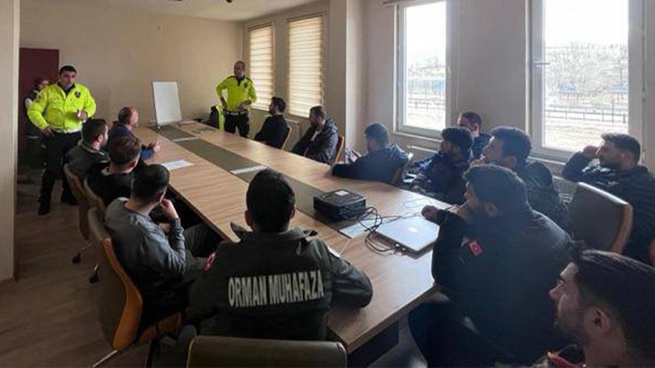 Emni̇yet Trafi̇k Eği̇ti̇m 6