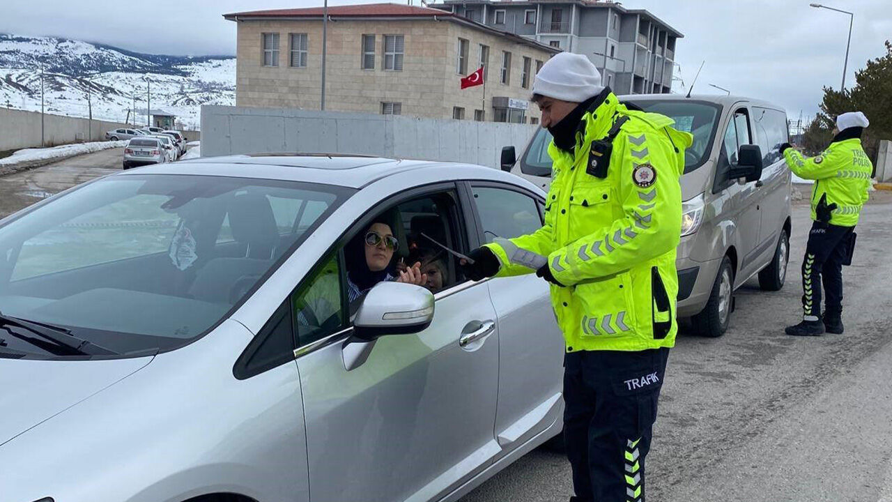 Emni̇yet Trafi̇k Güvenli̇k Bayram 2