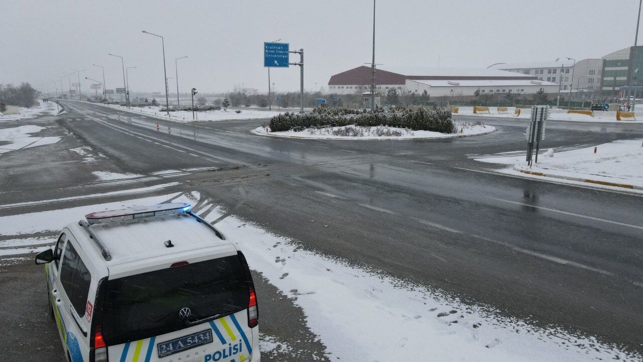 Erzi̇ncan Ulaşim Kar (1)