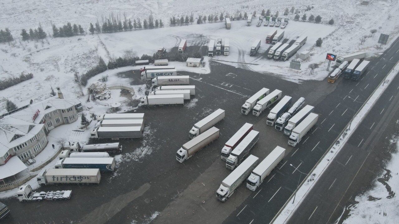 Erzi̇ncan Ulaşim Kar (3)