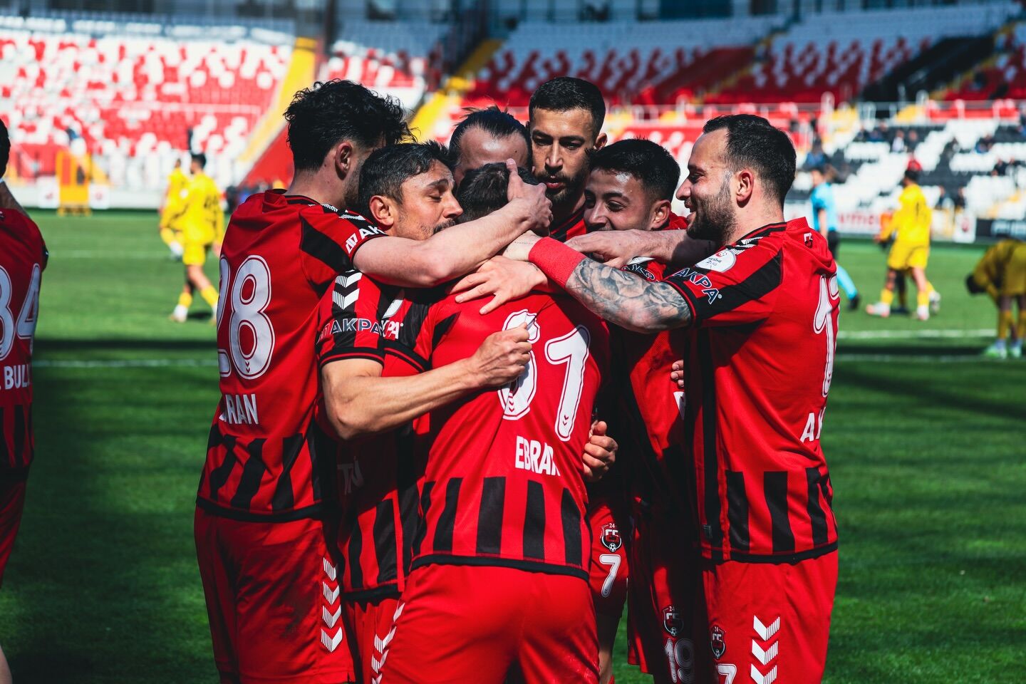 650484282 18114967531654437 931508242849843853 N