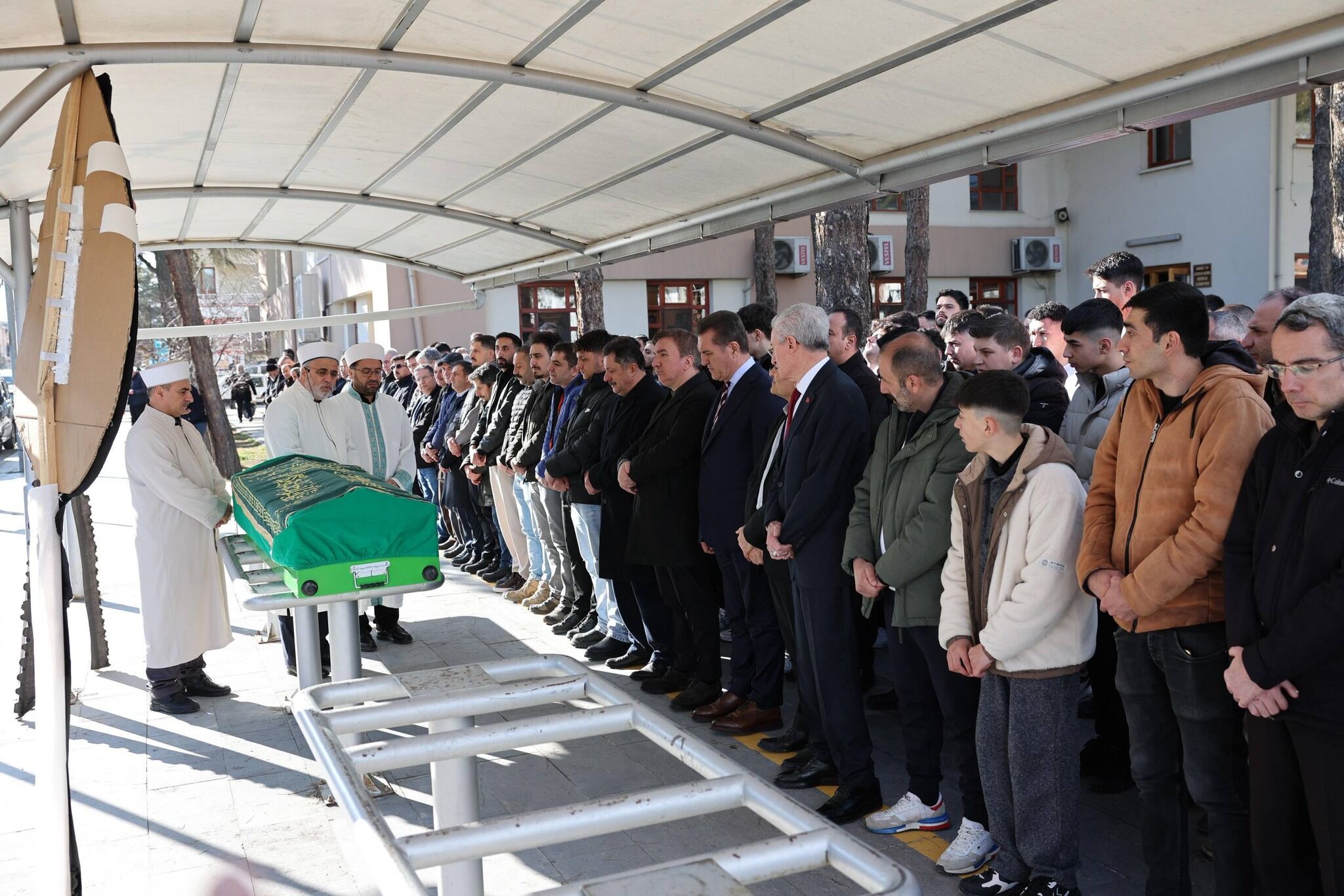 653697931 1238490438401111 7075568312752751790 N