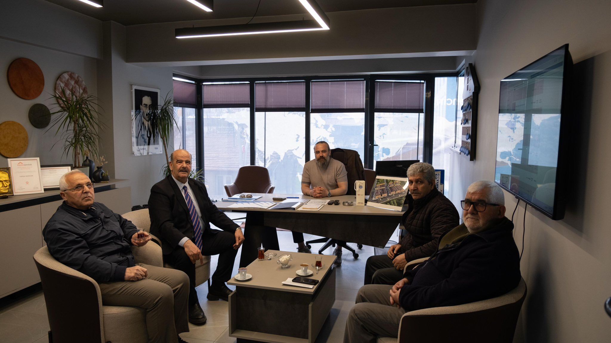 656758933 122116320669235984 502556503151274754 N