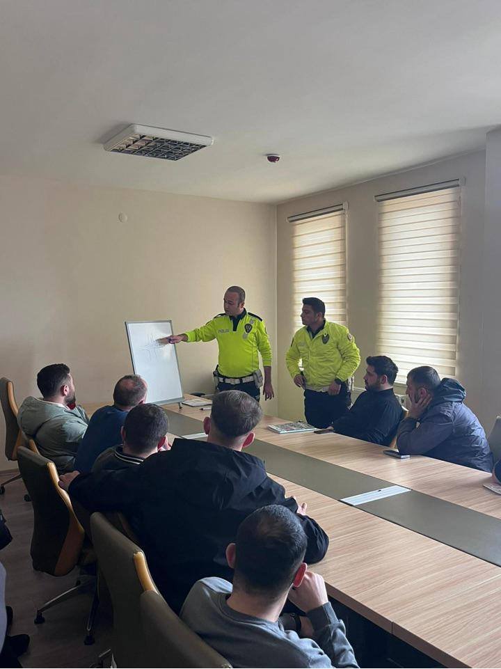 658833060 928373186445126 2981270658082650215 N