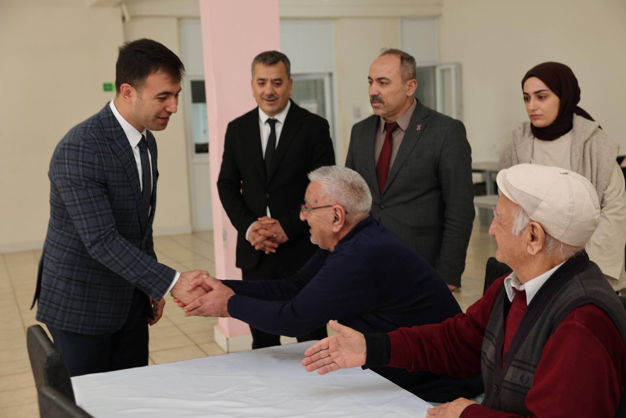 Huzurevi̇ Bayramlaşma (5)