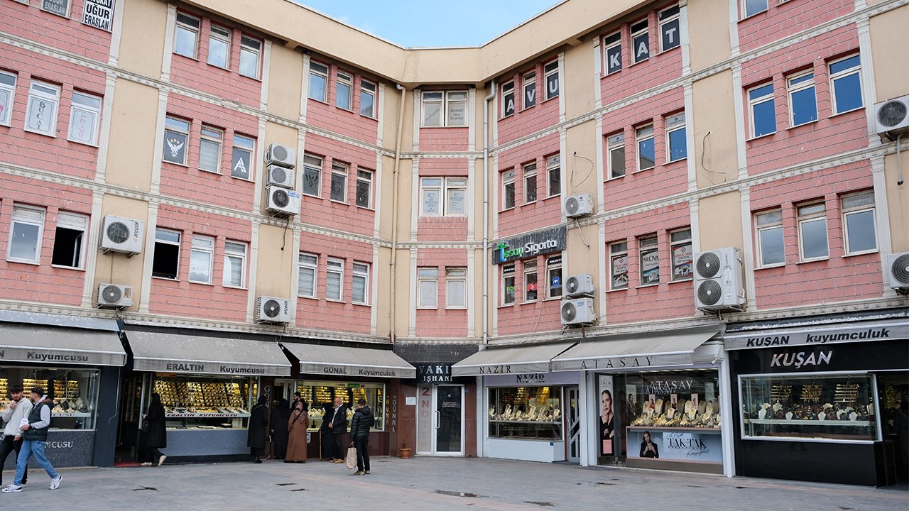 Vakıflar İş Merkezi’nin Akıbeti Ne Olacak?