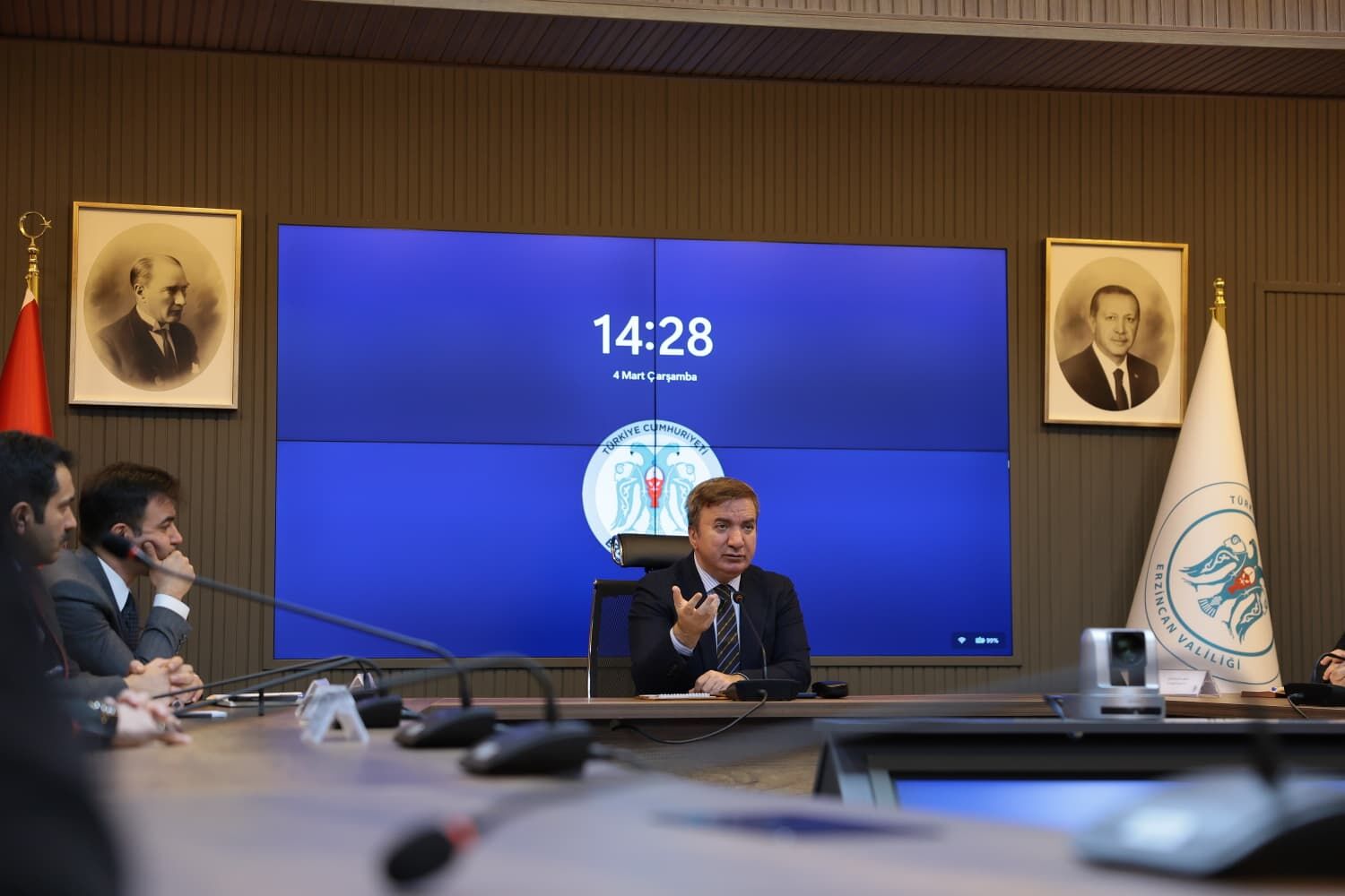 Vali̇ Aydoğdu Sektör Toplantilari 1