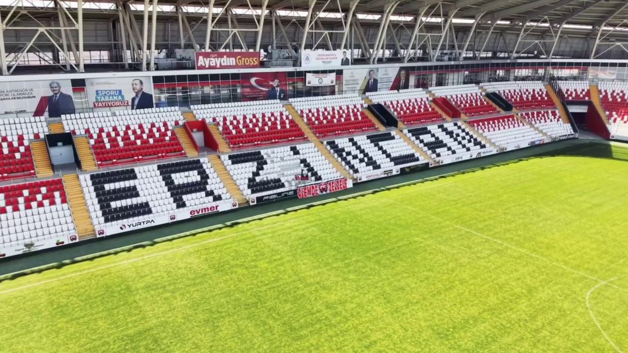 24 Erzi̇ncanspor Tri̇bünlere Çağri (1)