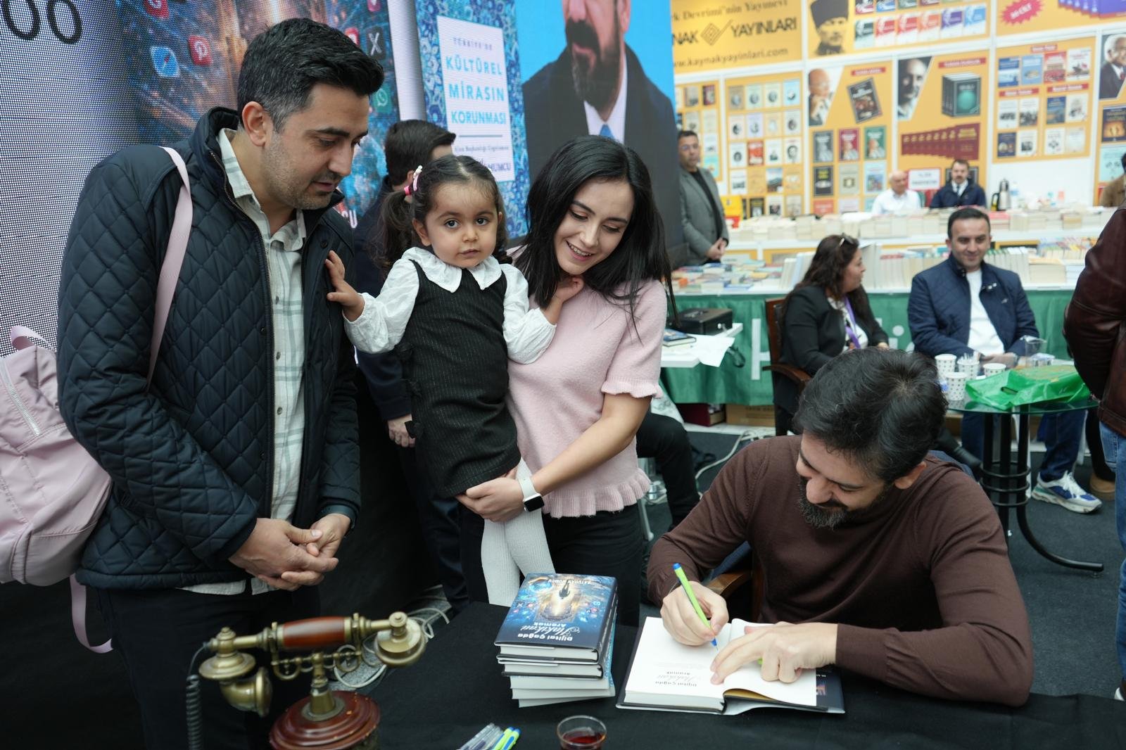 Batuhan Mumcu İmza Günü (2)