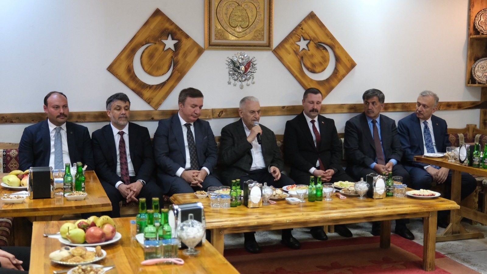 Bi̇nali̇ Yildirim Gençler (1)