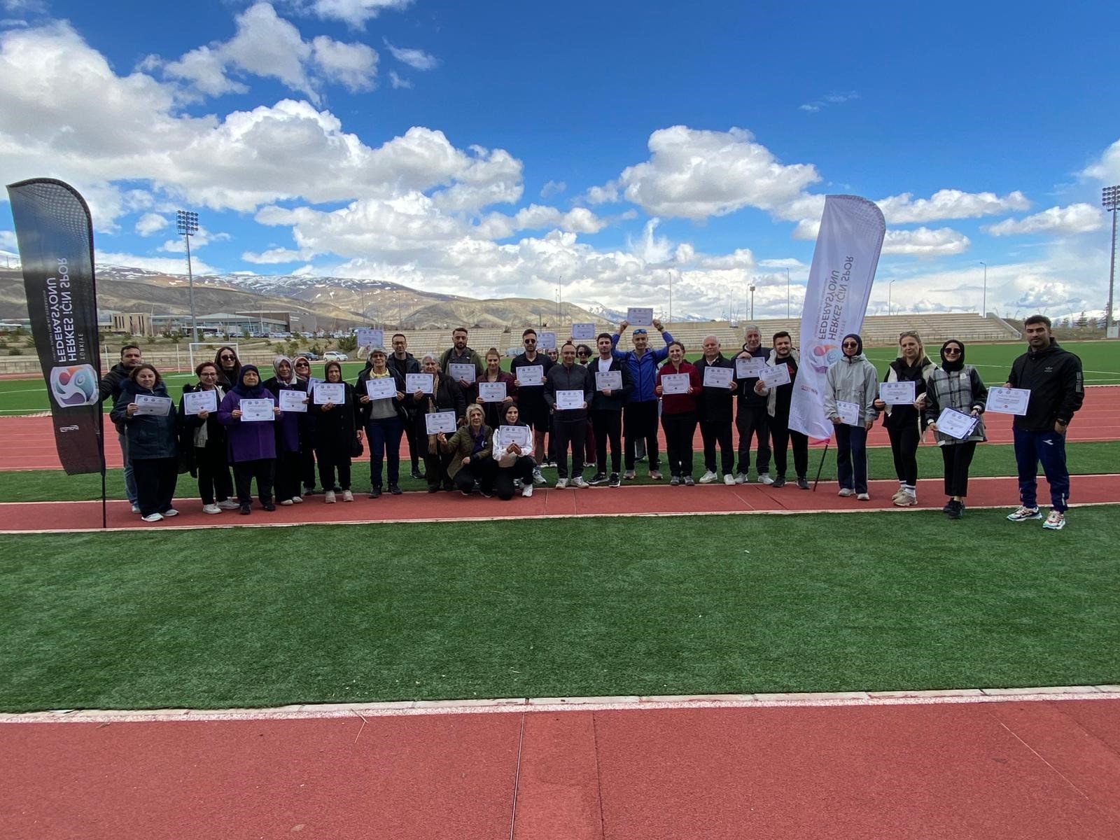 Erzincan'da 'Koşabiliyorken Koş' Etkinliği Düzenlendi (1)