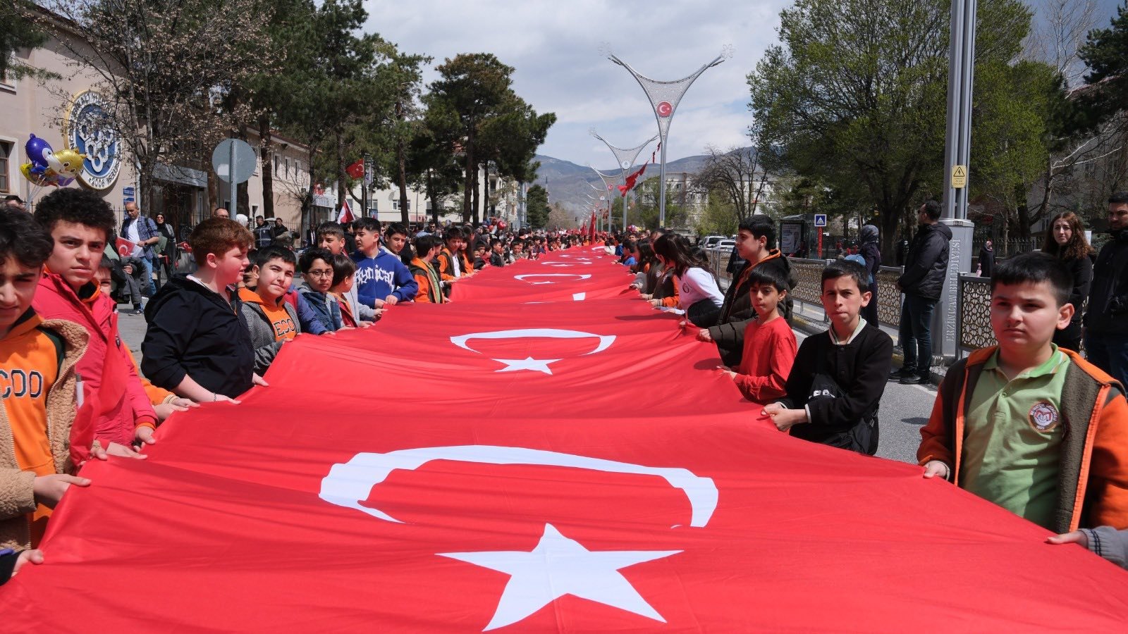 679868100 1479936370839301 5913982727881067287 N