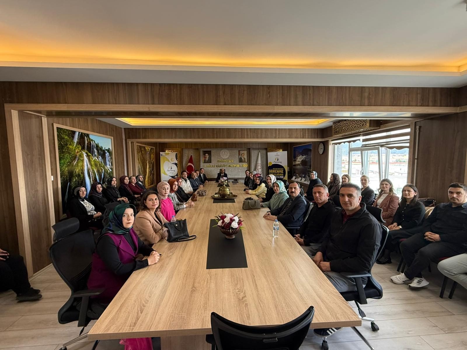 İmkb Müşi̇r Zeki̇ Paşa Ortaokulu 3