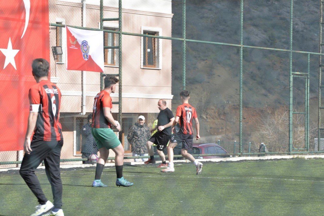 Kemali̇ye Poli̇s Haftasi Maç (1111)