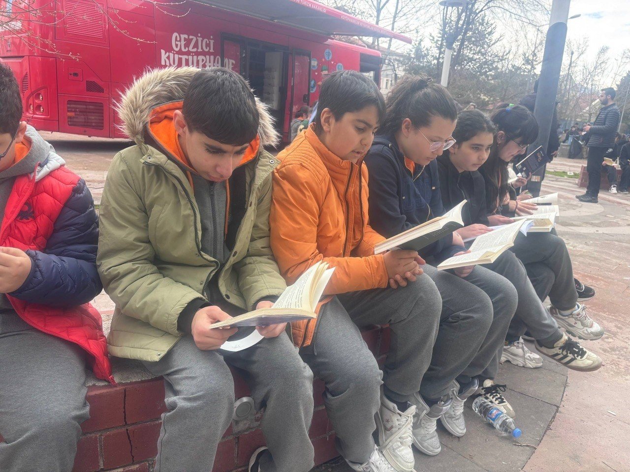 Ki̇tap Okuma Etki̇nli̇ği̇ (4)