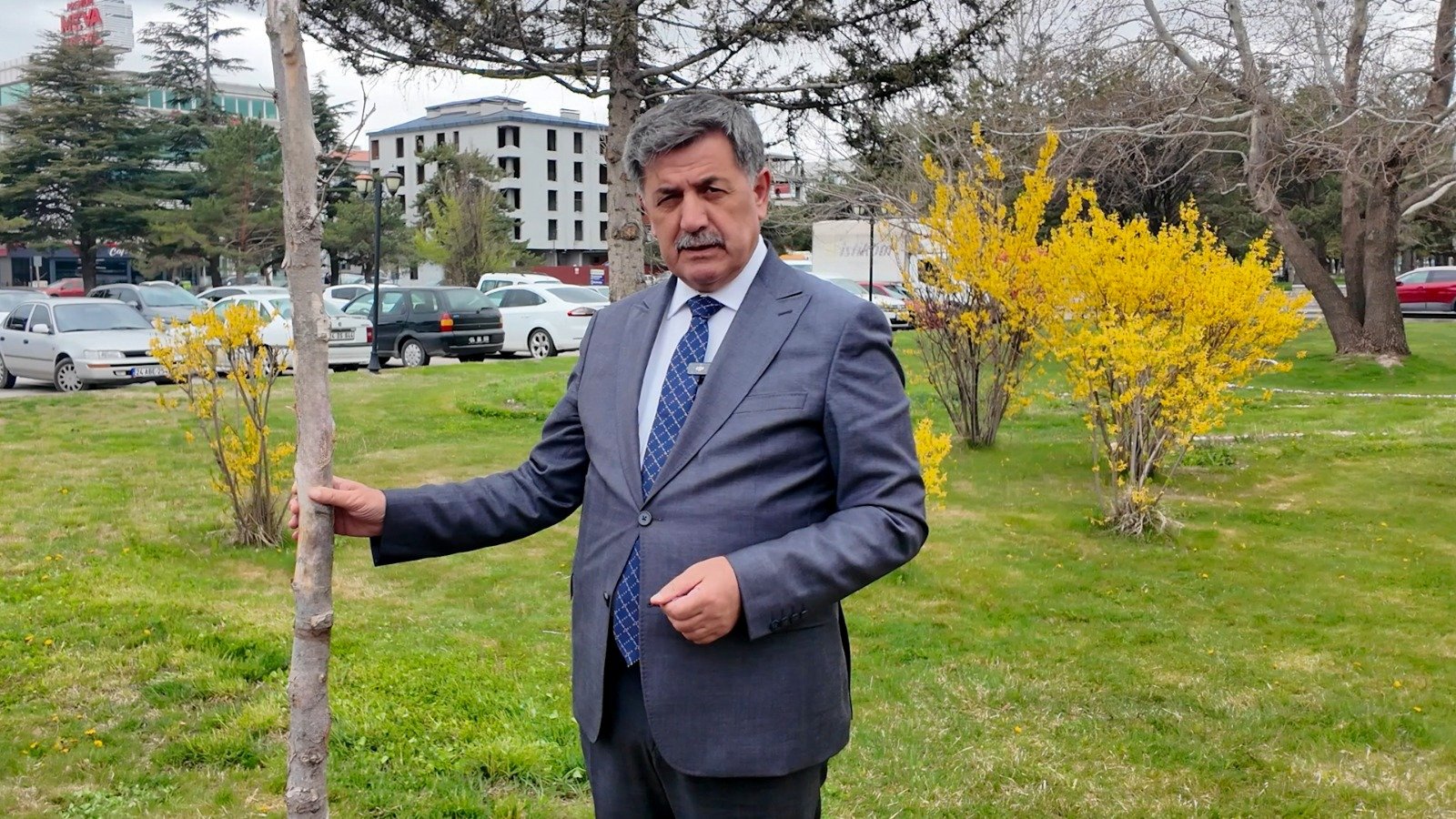 Masumi̇yet Çinari (1)