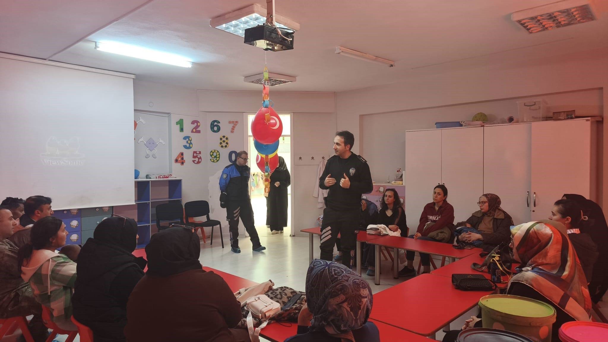 Öğrenci̇ler Güvenli̇k Eği̇ti̇m (1)