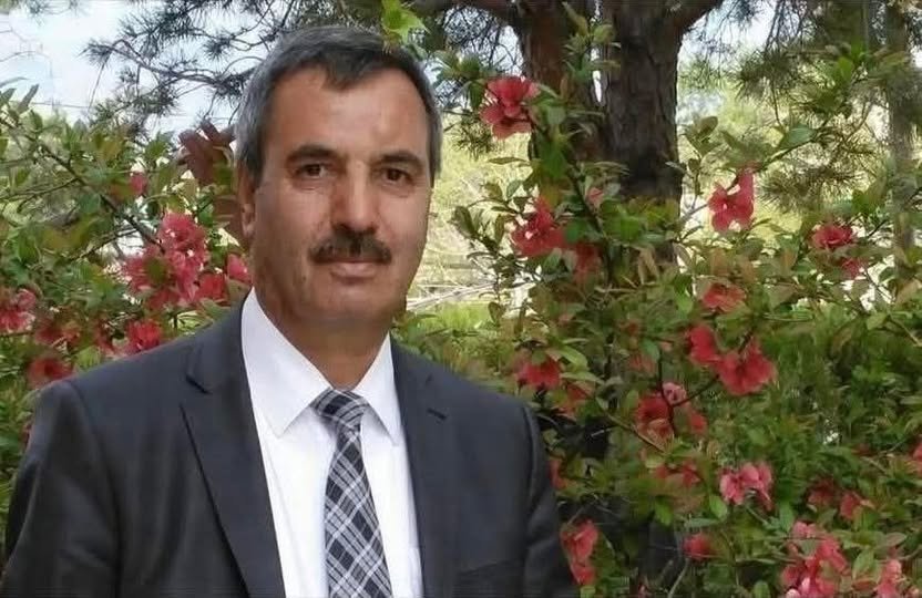 Okul Müdürü Mustafa Karadaş