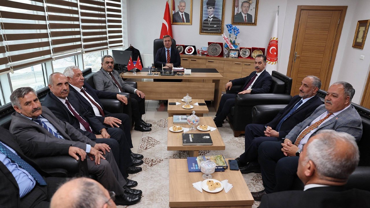 Vali̇ Aydoğdu'dan İl Genel Mecli̇si̇'ne Hayirli Olsun Zi̇yareti̇ (2)