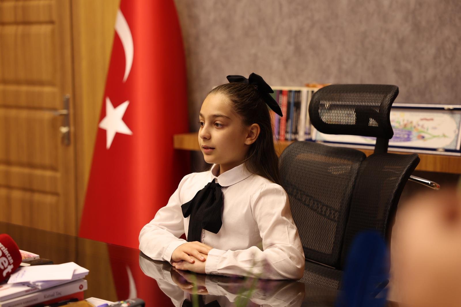 Vali̇li̇k 23 Ni̇san Öğrenci̇ler 5