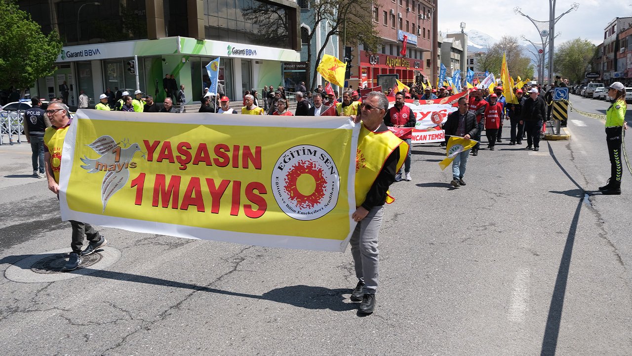 1 Mayis Emek Ve Dayanişma Günü 3