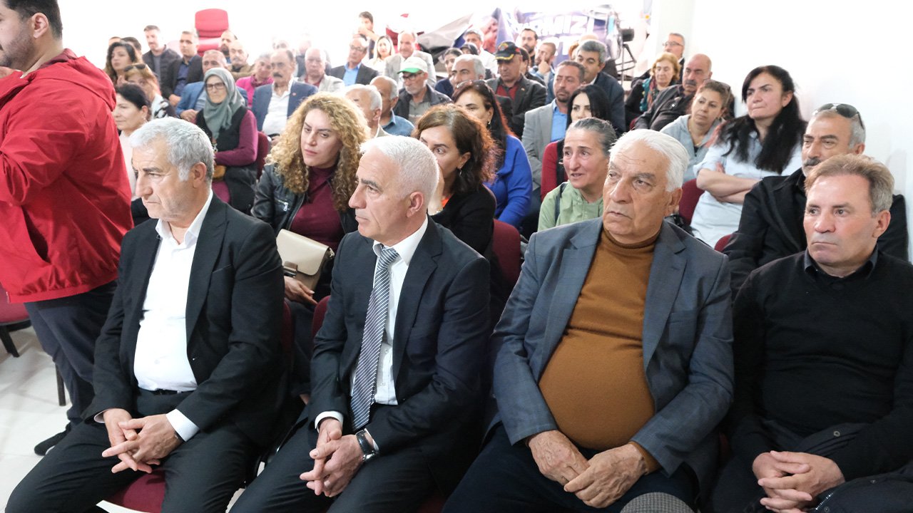Chp Erzi̇ncan Mi̇lletveki̇li̇ 1 Mayis 3