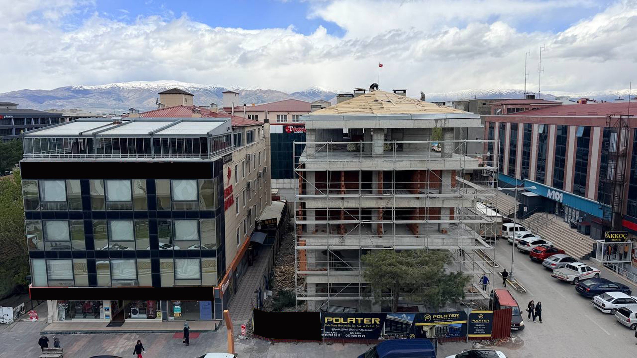 İşçi̇ler Tehli̇keli̇ Çalişma (2)