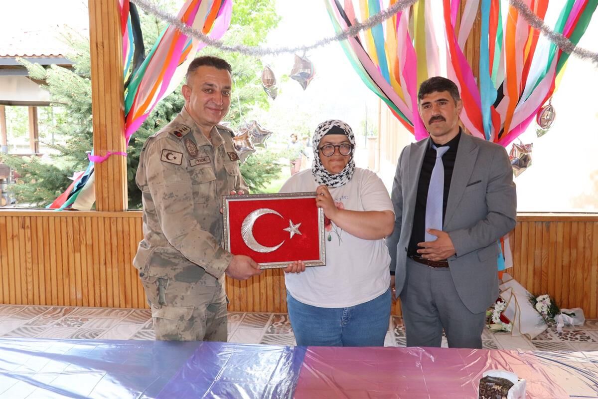 Jandarma Engelli̇ler Haftasi 4