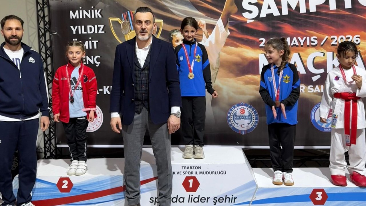 Karete Mi̇ni̇kler 1