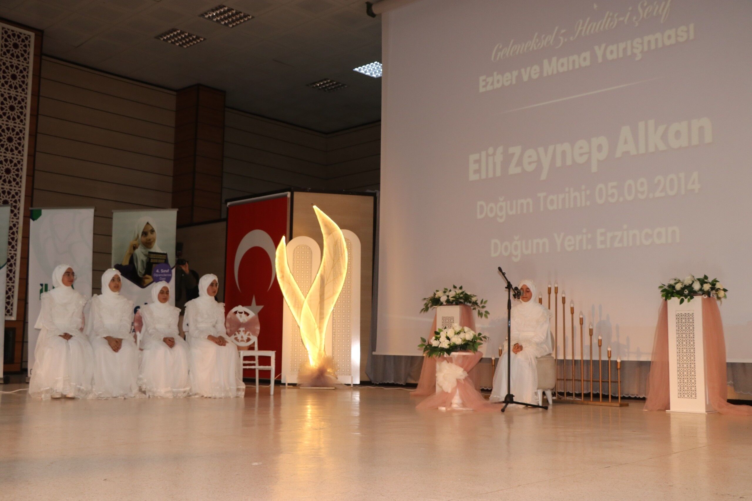 Kiz Kuran Kursu (2)