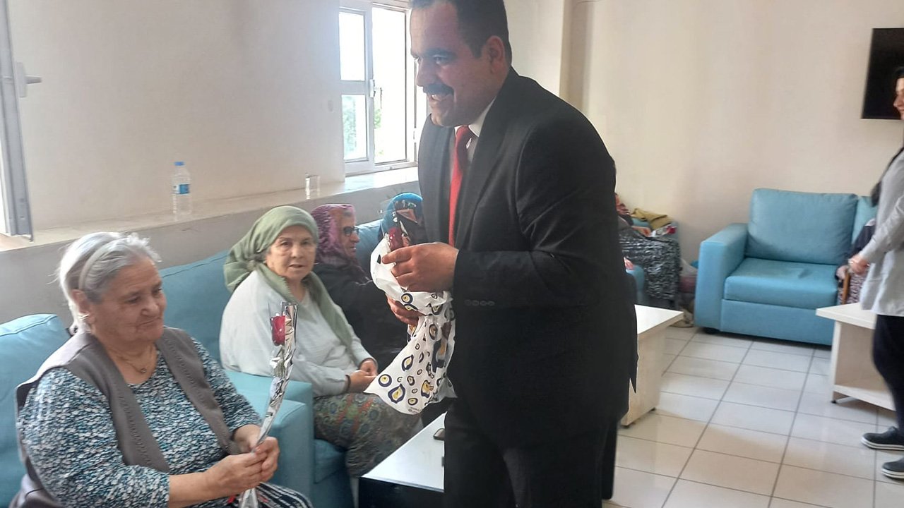 Muhtar Anneler Günü 6