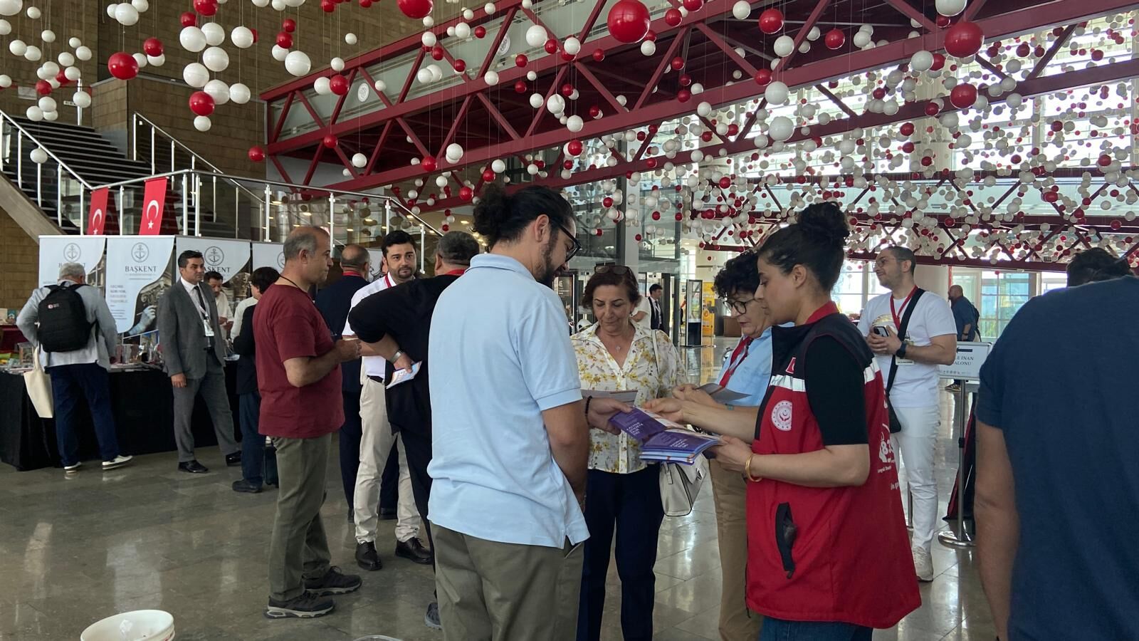 Kadina Şi̇ddet Broşür 1