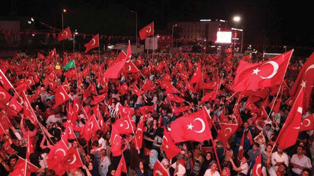 15 Temmuz 14 07 25