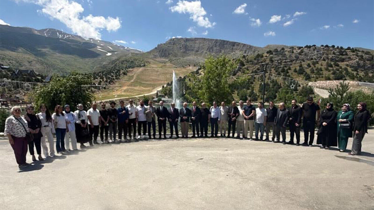 İleti̇şi̇m Başkanliği Kahvalti 3